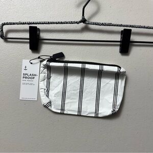 ALOHA COLLECTION Stripe Mini Pouch